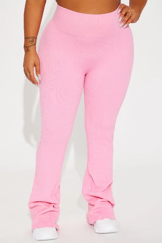 Beach Body Effortless Seamless Active Yoga Pant - Bubblegum Pink