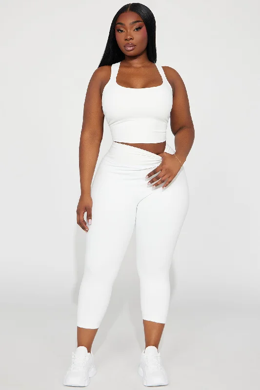 Flexibility Super Soft Capri Active Legging - White