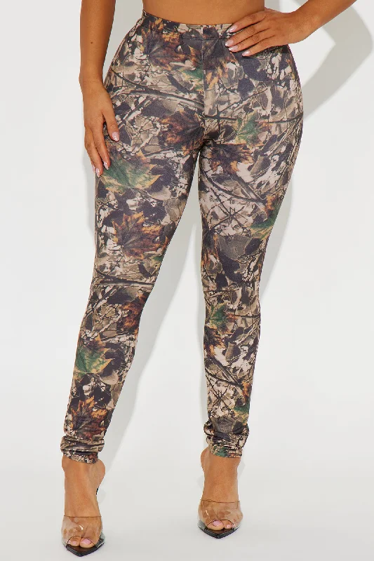 Tell No One Tree Camo Legging - Khaki/combo