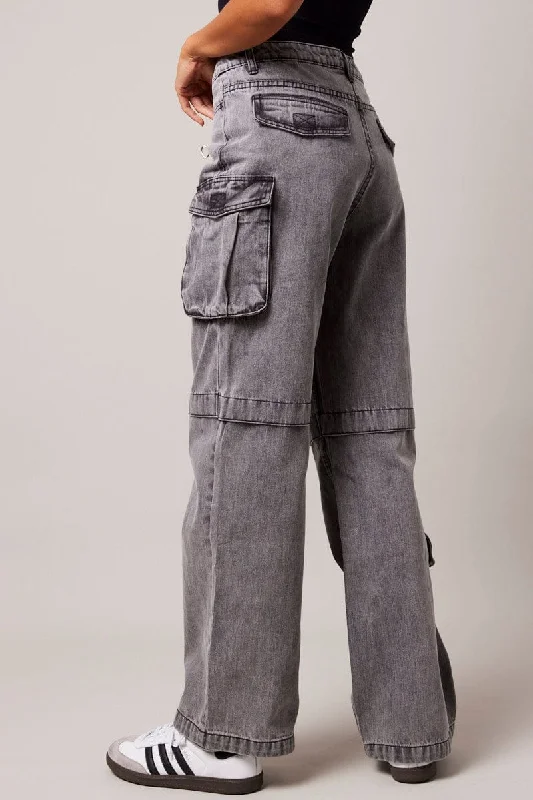 Grey Cargo Jean Out Pocket