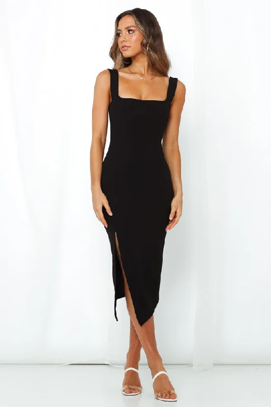 Leave The Light On Midi Dress Black