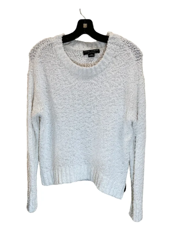 White Sweater Sanctuary, Size S