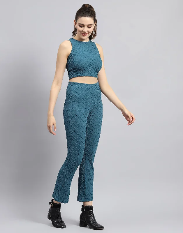 Women Green Self Design Round Neck Sleeveless Cords Set